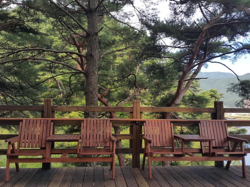 Pyeongchang River House Екстер'єр фото