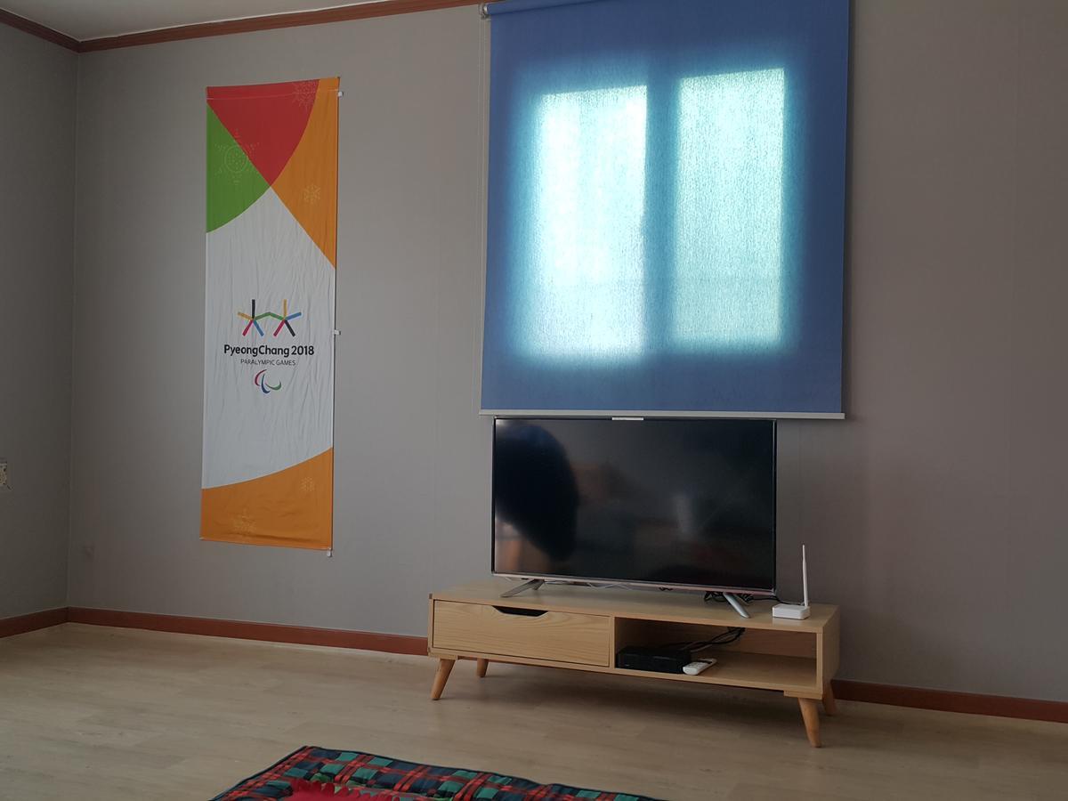 Pyeongchang River House Екстер'єр фото
