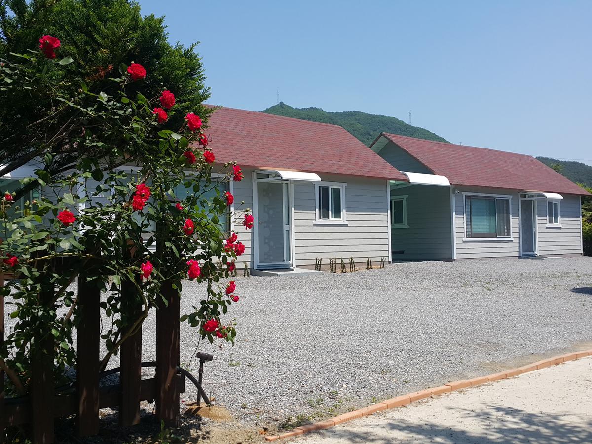 Pyeongchang River House Екстер'єр фото