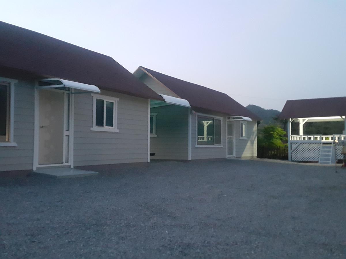 Pyeongchang River House Екстер'єр фото